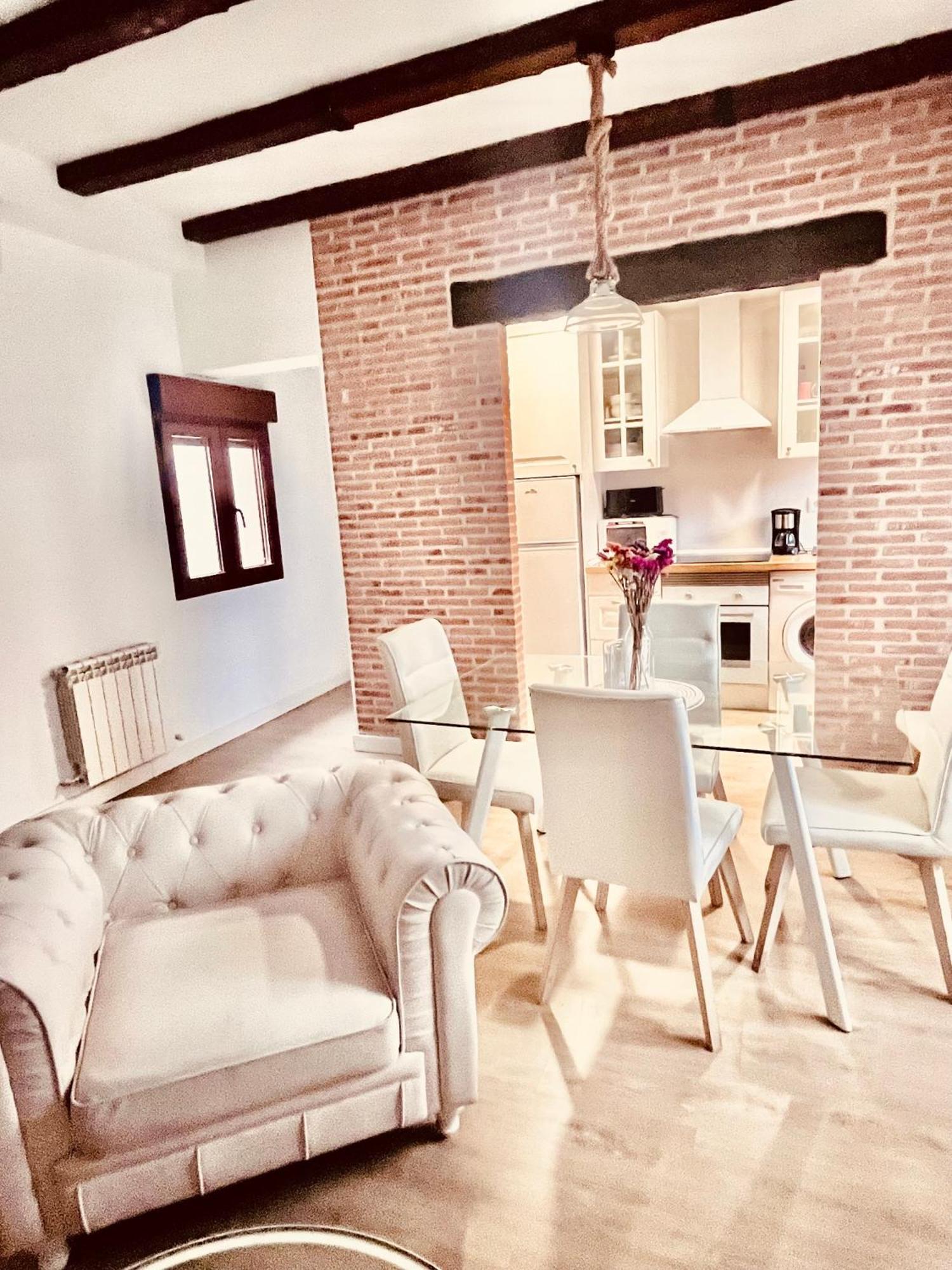 Catedral Toledo Apartment ภายนอก รูปภาพ