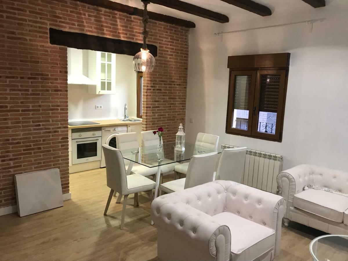 Catedral Toledo Apartment ภายนอก รูปภาพ