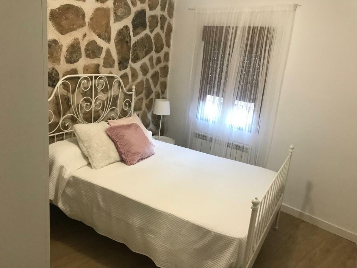 Catedral Toledo Apartment ภายนอก รูปภาพ